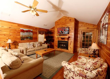 Wheelchair-Accessible Vacation Rental for 32 Guests near Pigeon Forge, Tennessee - Pigeon Forge, Tennessee - glamping.directory