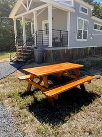 Cute Tiny House on Sixty Acres of Private Land for a Peaceful Glamping Getaway in Northern Mississippi - Sardis, Mississippi - glamping.directory