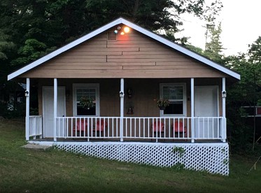 Luxurious Private Accommodation with Free Wi-Fi near Glens Falls, New York - Lake George, New York - glamping.directory
