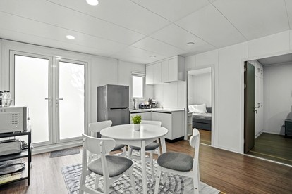 Luminous Tiny House with Swimming Pool in Fort Lauderdale, Florida - Fort Lauderdale, Florida - glamping.directory