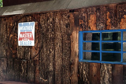 Cozy Cabin for Groups near Hot Springs in Nathrop, Colorado - Buena Vista, Colorado - glamping.directory