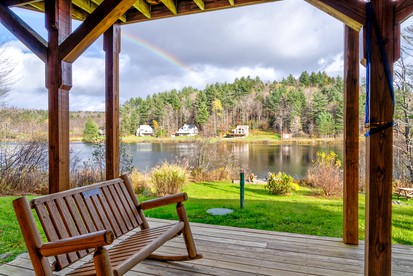 Fascinating Cabin with Game Room and Hot-tub in Spruce Lake, Vermont - Wilmington, Vermont - glamping.directory