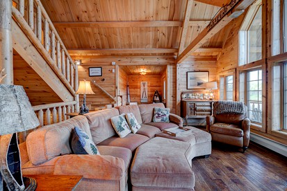 Fascinating Cabin with Game Room and Hot-tub in Spruce Lake, Vermont - Wilmington, Vermont - glamping.directory
