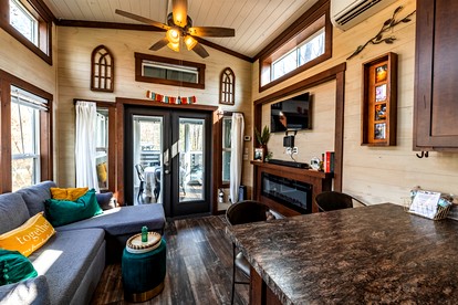 Quiet Nature Retreat Perfect for Unwinding & Outdoor Moments in Monteagle, Tennessee - Monteagle, Tennessee - glamping.directory