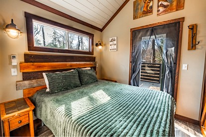 Quiet Nature Retreat Perfect for Unwinding & Outdoor Moments in Monteagle, Tennessee - Monteagle, Tennessee - glamping.directory