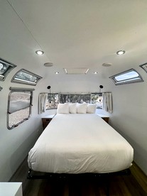 Gorgeous Airstream near East Zion National Park, Perfect for a Unique Glamping Experience - Orderville, Utah - glamping.directory