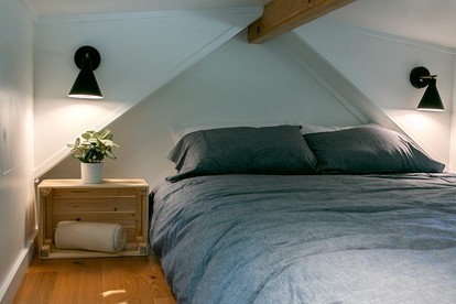 Cozy Tiny House within Historic Botanical Gardens in Philadelphia, Pennsylvania - Philadelphia, Pennsylvania - glamping.directory