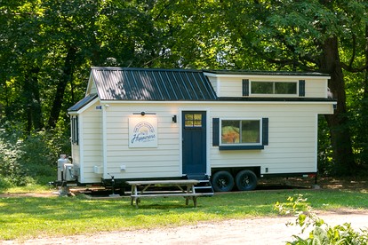 Cozy Tiny House within Historic Botanical Gardens in Philadelphia, Pennsylvania - glamping.directory