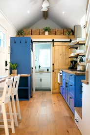 Cozy Tiny House within Historic Botanical Gardens in Philadelphia, Pennsylvania - Philadelphia, Pennsylvania - glamping.directory