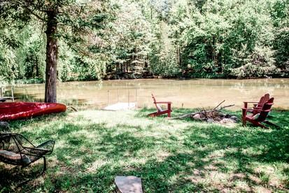 Fantastic Cottage with Fire Pit and River Access in Bellaire, Michigan - Bellaire, Michigan - glamping.directory