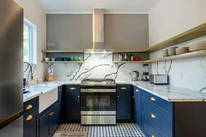 Cute Open-Plan Cottage for an Unforgettable Family Vacation in the Southern Catskill Mountains in Woodridge, New York - Woodridge, New York - glamping.directory