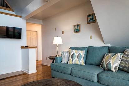 Luxurious A-Frame Vacation Getaway Overlooking Seneca Lake in Hector, New York - Hector, New York - glamping.directory