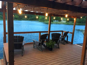 Luxury Waterfront Vacation Rental with a Boat Dock near Lake Texoma, Texas - Pottsboro, Texas - glamping.directory