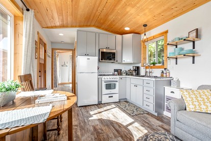 Tranquil Lynden Accommodation Ideal for Glamping near Bellingham, Washington - Lynden, Washington - glamping.directory