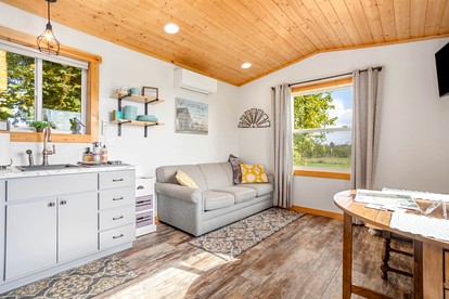 Tranquil Lynden Accommodation Ideal for Glamping near Bellingham, Washington - Lynden, Washington - glamping.directory