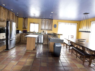 Spacious Retreat with Forest and River Views in Black Hawk, Colorado - Black Hawk, Colorado - glamping.directory