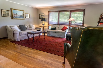 Charming Vacation Rental in a Mississippi Valley Bed and Breakfast in Elizabeth, Illinois - Elizabeth, Illinois - glamping.directory
