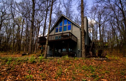 Cozy A-Frame Cabin with Hot Tub & Sauna near Wintergreen Resort, Blue Ridge Mountains VA - glamping.directory