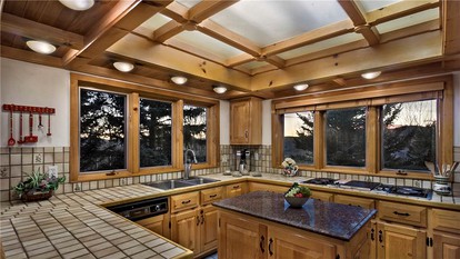 Luxury Cabin Rental with a Hot Tub and a Steam Room in Yampa Valley, Colorado - Steamboat, Colorado - glamping.directory
