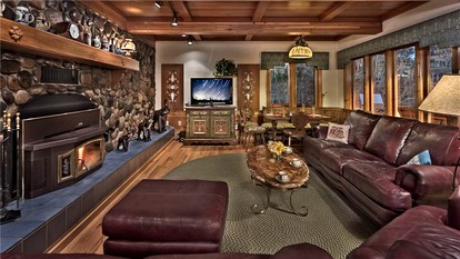 Luxury Cabin Rental with a Hot Tub and a Steam Room in Yampa Valley, Colorado - Steamboat, Colorado - glamping.directory
