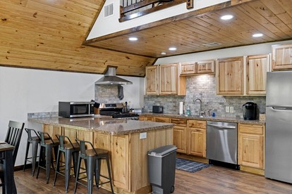 Fantastic Secluded Wooden Cabin with All Commodities in Nashoba, Oklahoma - Nashoba, Oklahoma - glamping.directory