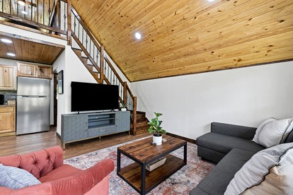 Fantastic Secluded Wooden Cabin with All Commodities in Nashoba, Oklahoma - Nashoba, Oklahoma - glamping.directory