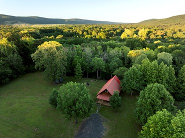 Fantastic Secluded Wooden Cabin with All Commodities in Nashoba, Oklahoma - Nashoba, Oklahoma - glamping.directory