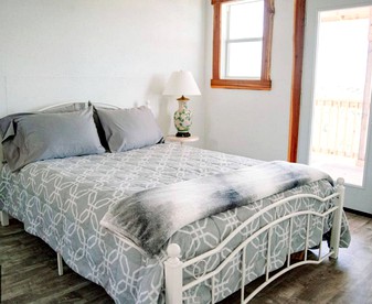 Secluded Cabin Rental for a Weekend Getaway near Austin - Austin, Texas - glamping.directory
