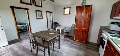 Secluded Cabin Rental for a Weekend Getaway near Austin - Austin, Texas - glamping.directory
