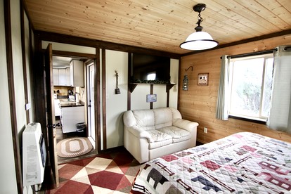 Incredible Secluded Cabin with Fantastic Desert Views in Monticello, Utah - Monticello, Utah - glamping.directory