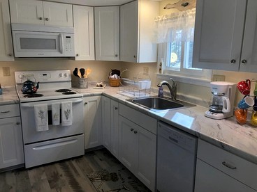 Equipped Cottage Ideal for Groups in Milo, New York - Milo, New York - glamping.directory
