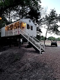 Unique Treehouse on Working Farm in Texas, Perfect for Rustic Weekends in Nature - glamping.directory