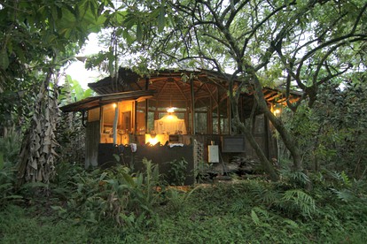 Unusual Cabin with 360-Degree Windows on the Big Island of Hawaii in Pahoa - glamping.directory