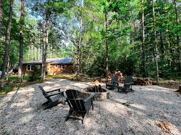 Awesome Log Cabin with Games Room and Hot Tub in Denmark, Maine - Denmark, Maine - glamping.directory