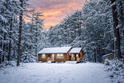 Awesome Log Cabin with Games Room and Hot Tub in Denmark, Maine - Denmark, Maine - glamping.directory