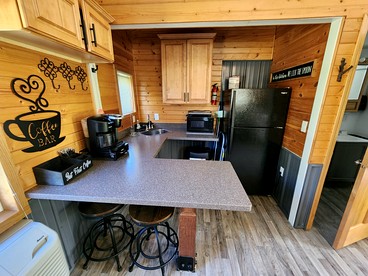 Tranquil Cottage with Picnic Table and Fire Ring in Trempealeau, Wisconsin - Whitehall, Wisconsin - glamping.directory