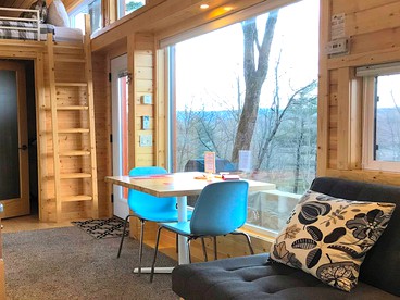 Beautiful Tiny House Getaway with Pool Access near Catskill, New York - South Cairo, New York - glamping.directory