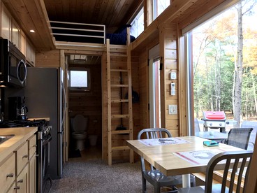 Beautiful Tiny House Getaway with Pool Access near Catskill, New York - South Cairo, New York - glamping.directory