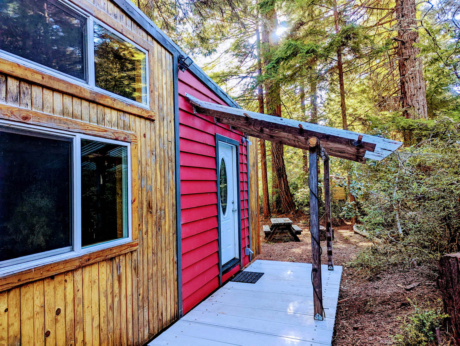 Root's End - Mendocino, California - glamping.directory