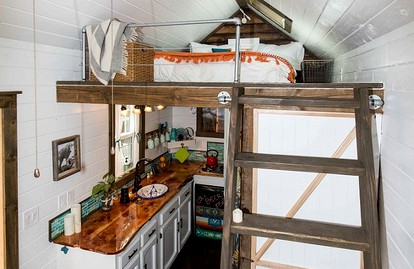Unique Caravan Rental near Deschutes National Forest, Oregon - Bend, Oregon - glamping.directory