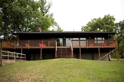 Three Cozy Historic Scout Cabins with Fire Pit, BBQ, and Hammocks for a Memorable Family Adventure in Troy, Wisconsin - East Troy, Wisconsin - glamping.directory