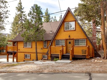 Family-Friendly Cabin Incredible for Outdoor Adventures in California - glamping.directory