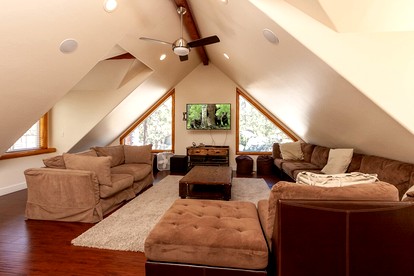 Family-Friendly Cabin Incredible for Outdoor Adventures in California - Big Bear Lake, California - glamping.directory
