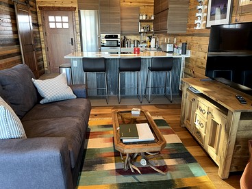 Luxury Flathead Lake Cabin with Stunning Views - Somers, Montana - glamping.directory