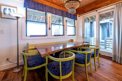 Beautifully-Decorated Soundfront Rental with a Balcony in Kitty Hawk, North Carolina - Kitty Hawk, North Carolina - glamping.directory