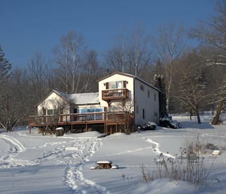 Countryside Vacation Rental with a Private Hot Tub in Jo Daviess County, Illinois - glamping.directory