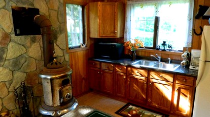 Countryside Vacation Rental with a Private Hot Tub in Jo Daviess County, Illinois - Galena, Illinois - glamping.directory