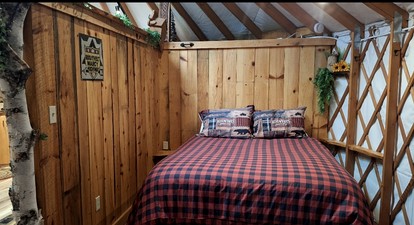 Gorgeous Yurt in the Adirondacks for a Unique Glamping Getaway near Minerva, New York - Minerva, New York - glamping.directory