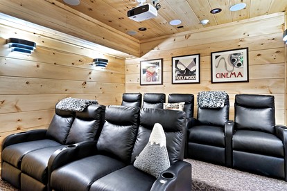 Gorgeous Cabin with Arcade Games, Pool and Endless Entertainment in Tennessee - Gatlinburg, Tennessee - glamping.directory