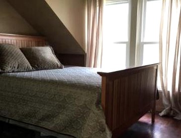 Delightful Cottage Rental with Stunning Harbor Views in Cutler, Maine - Cutler, Maine - glamping.directory